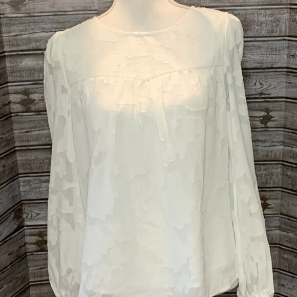 NEWSHOWS White Textured Long Sleeve Blouse NWT - Picture 2 of 4